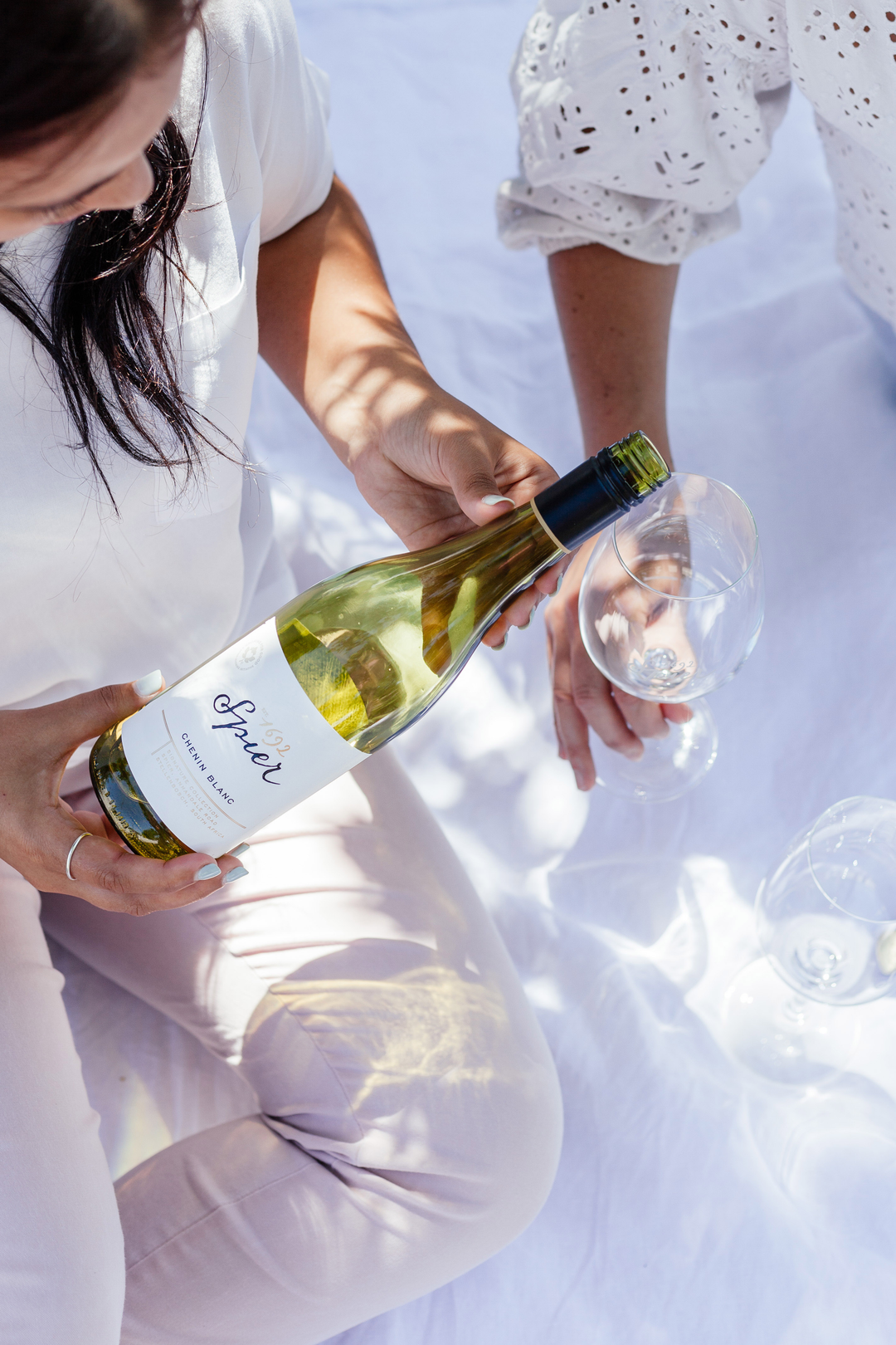 Light & Bright Whites